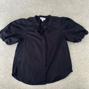 Evereve Allison Joy black puff sleeve top Sz Small